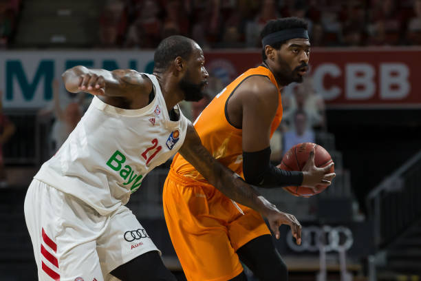 次首秀的完 次首秀的完